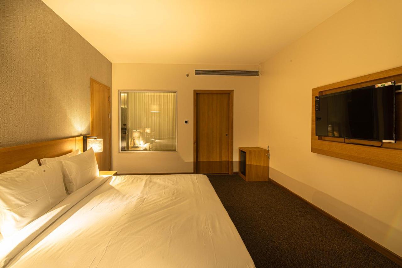 The Vern At Blvd Nashik Exterior photo