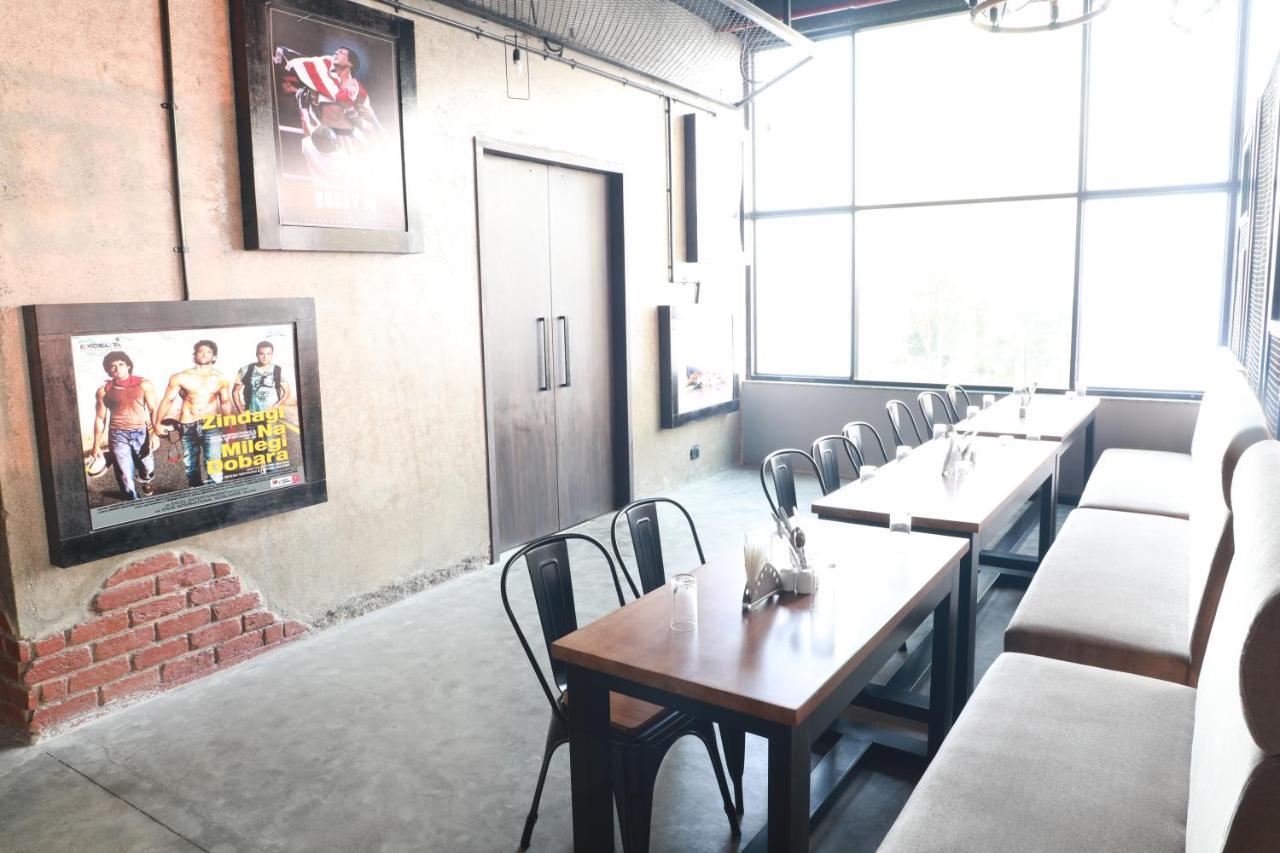 The Vern At Blvd Nashik Exterior photo